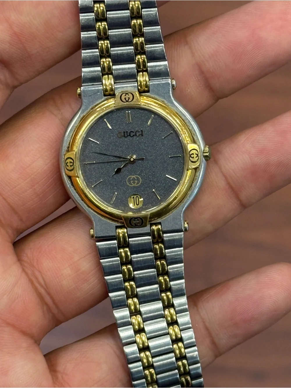 Gucci vintage Two-Tone Silver and Gold Mens  Watch with Gray Dial